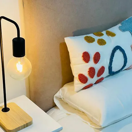 Alameda Apartment, Parking Included شقة *